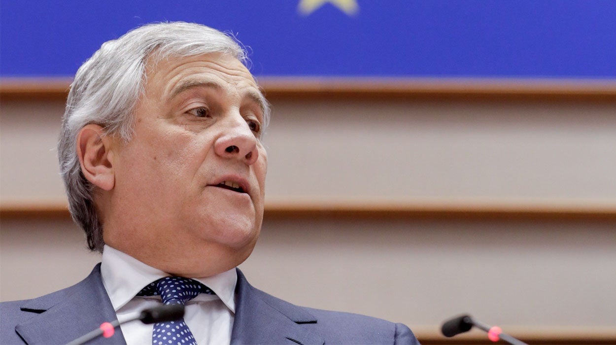 Tajani califica de "nuevo atropello" la actitud de maduro tras expulsar a los eurodiputados del PP Tajani califica de "nuevo atropello" la actitud de maduro tras expulsar a los eurodiputados del PP