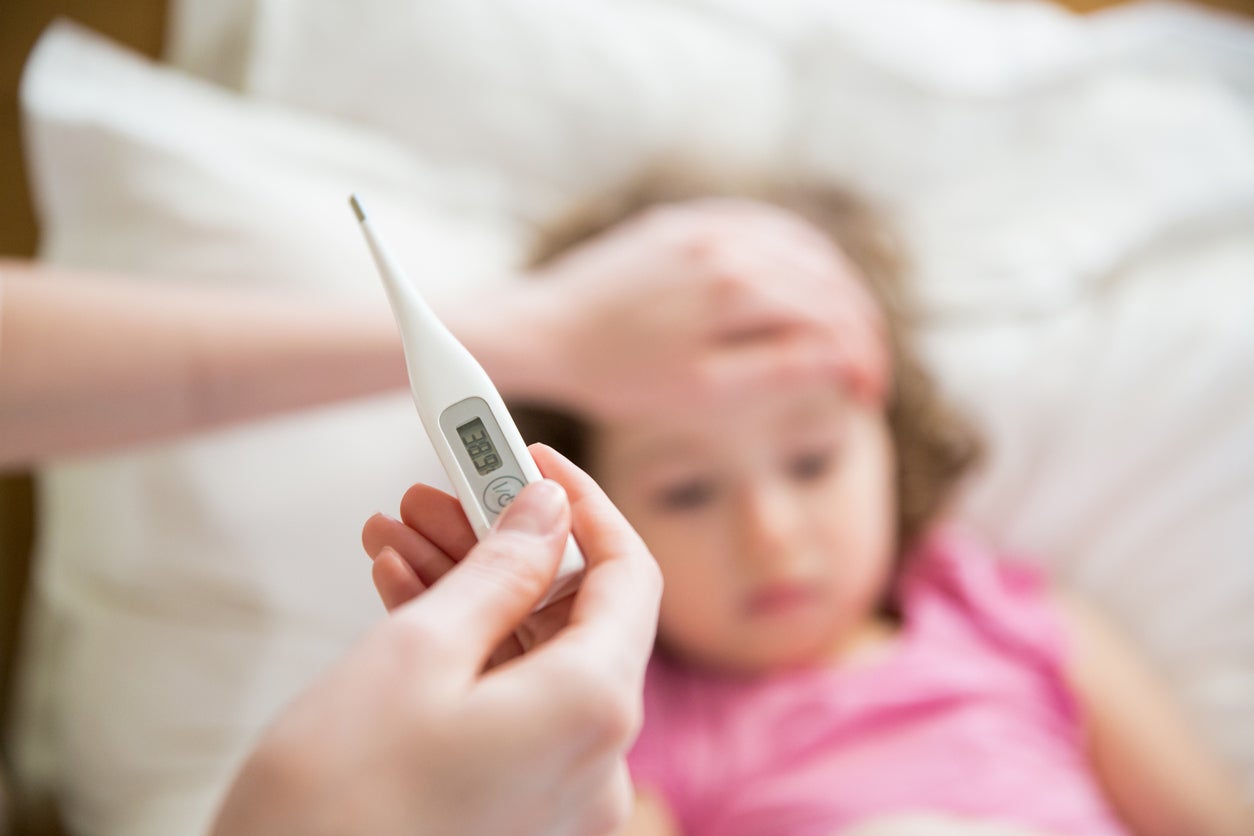 Fiebre en niños: ¿Qué hacer? Fiebre en niños: ¿Qué hacer?