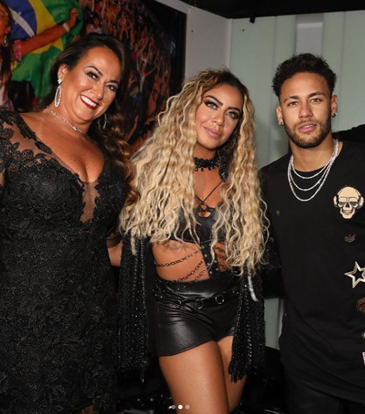 Neymar y la maldición del cumpleaños de su hermana: será baja en esa fecha por quinto año consecutivo Neymar y la maldición del cumpleaños de su hermana: será baja en esa fecha por quinto año consecutivo