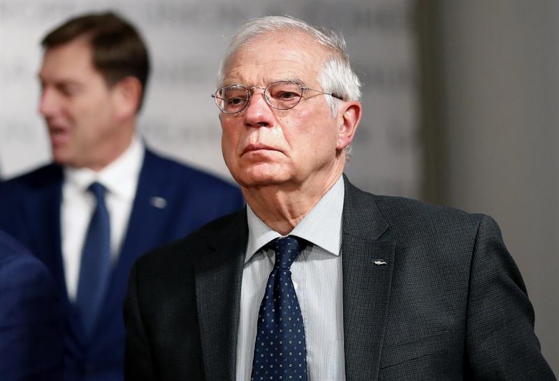 Borrell advierte de que España condenaría una intervención militar en Venezuela Borrell advierte de que España condenaría una intervención militar en Venezuela