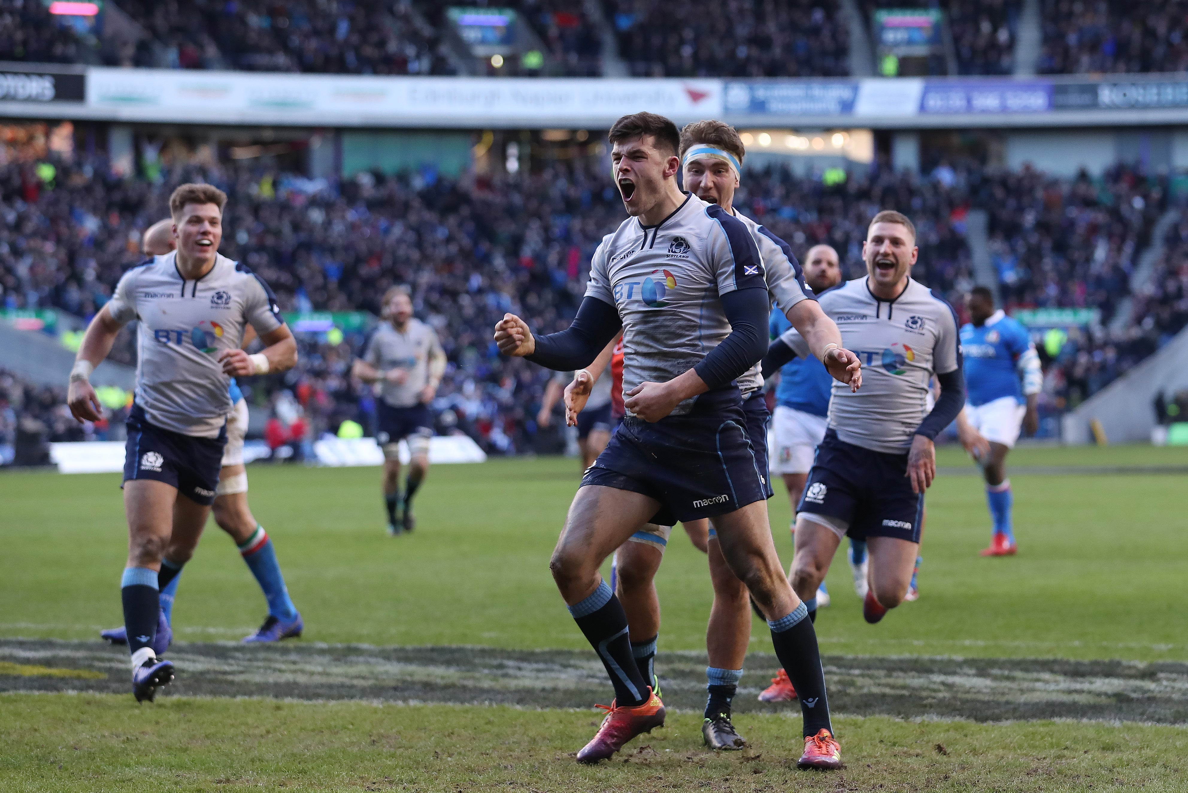 Escocia mantiene su fortaleza en Murrayfield y derrota a Italia Escocia mantiene su fortaleza en Murrayfield y derrota a Italia