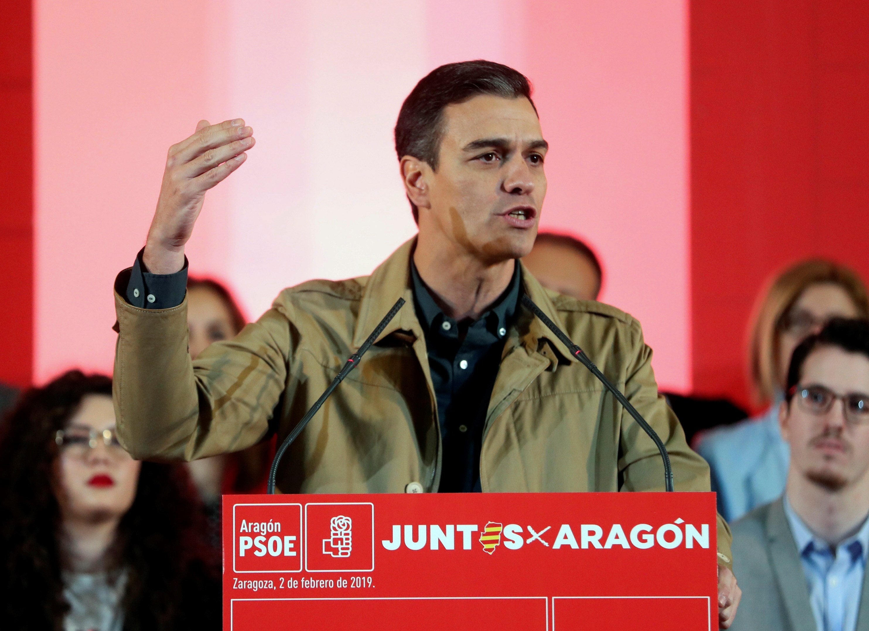 Sánchez exige a Casado y Rivera "lealtad con el Estado" ante la crisis en Venezuela Sánchez exige a Casado y Rivera "lealtad con el Estado" ante la crisis en Venezuela