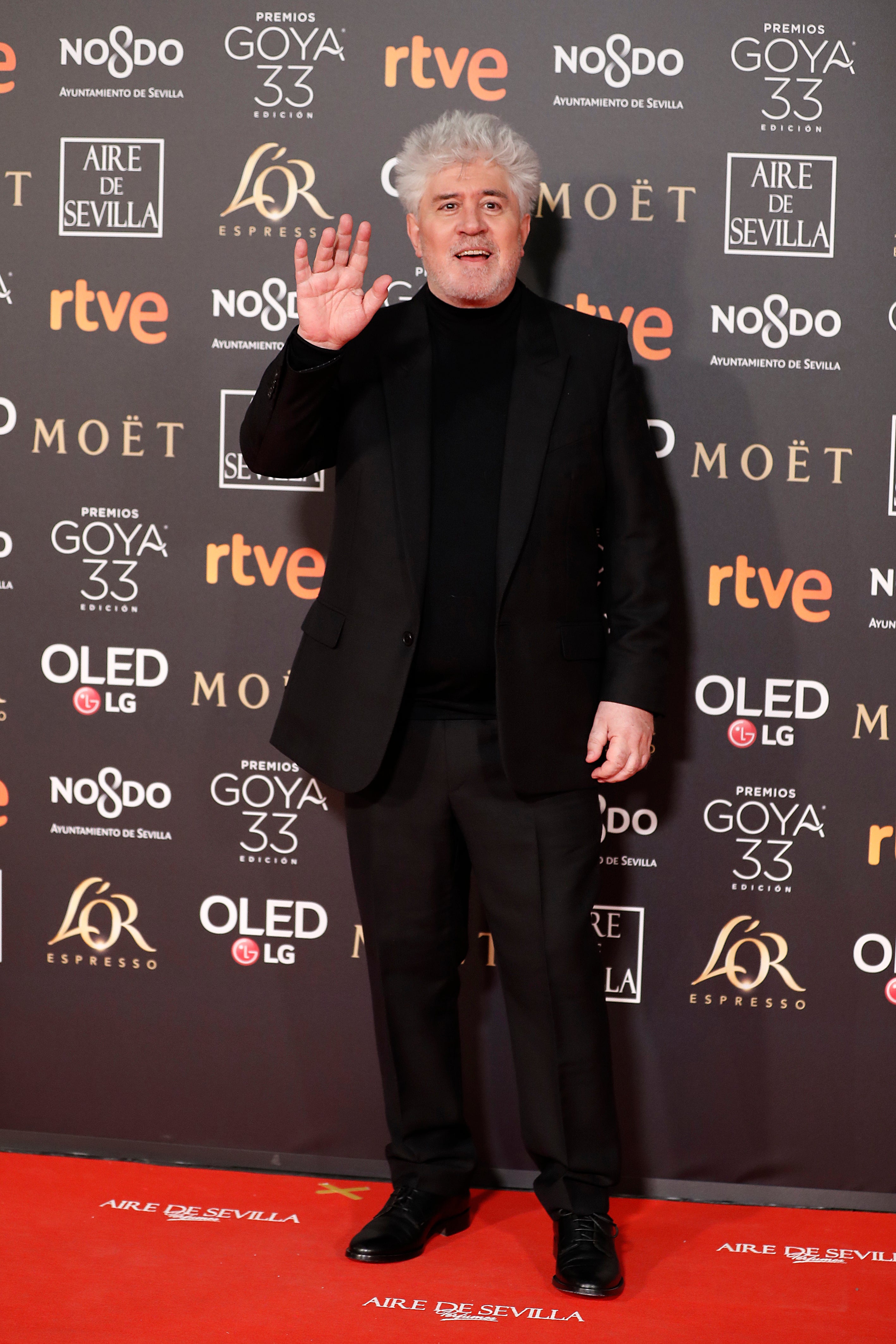 Almodóvar tras ser preguntado por VOX: "Le niego la existencia" Almodóvar tras ser preguntado por VOX: "Le niego la existencia"