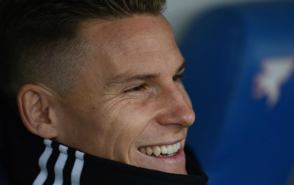 Así tiene el ojo Gameiro tras su golpe con Gerard Piqué... duele con solo verlo Así tiene el ojo Gameiro tras su golpe con Gerard Piqué... duele con solo verlo