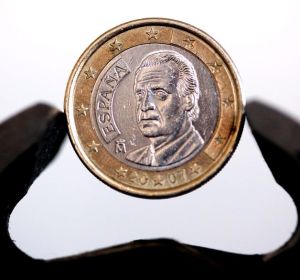 Una moneda de un euro Una moneda de un euro