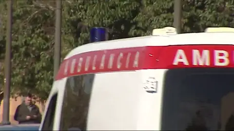 Imagen de archivo: ambulancia Imagen de archivo: ambulancia