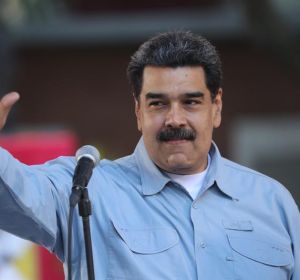 Nicolás Maduro habla durante un acto en la Plaza de Bolívar, Nicolás Maduro habla durante un acto en la Plaza de Bolívar,