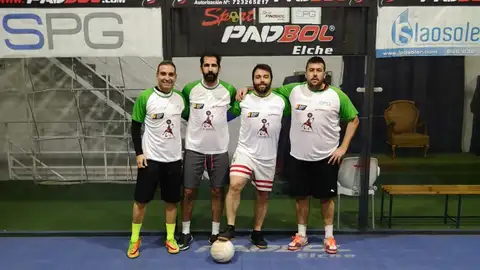 El Club Deportivo Indoor Elche acoge la clasificación para el Nacional de padbol. PADBOL