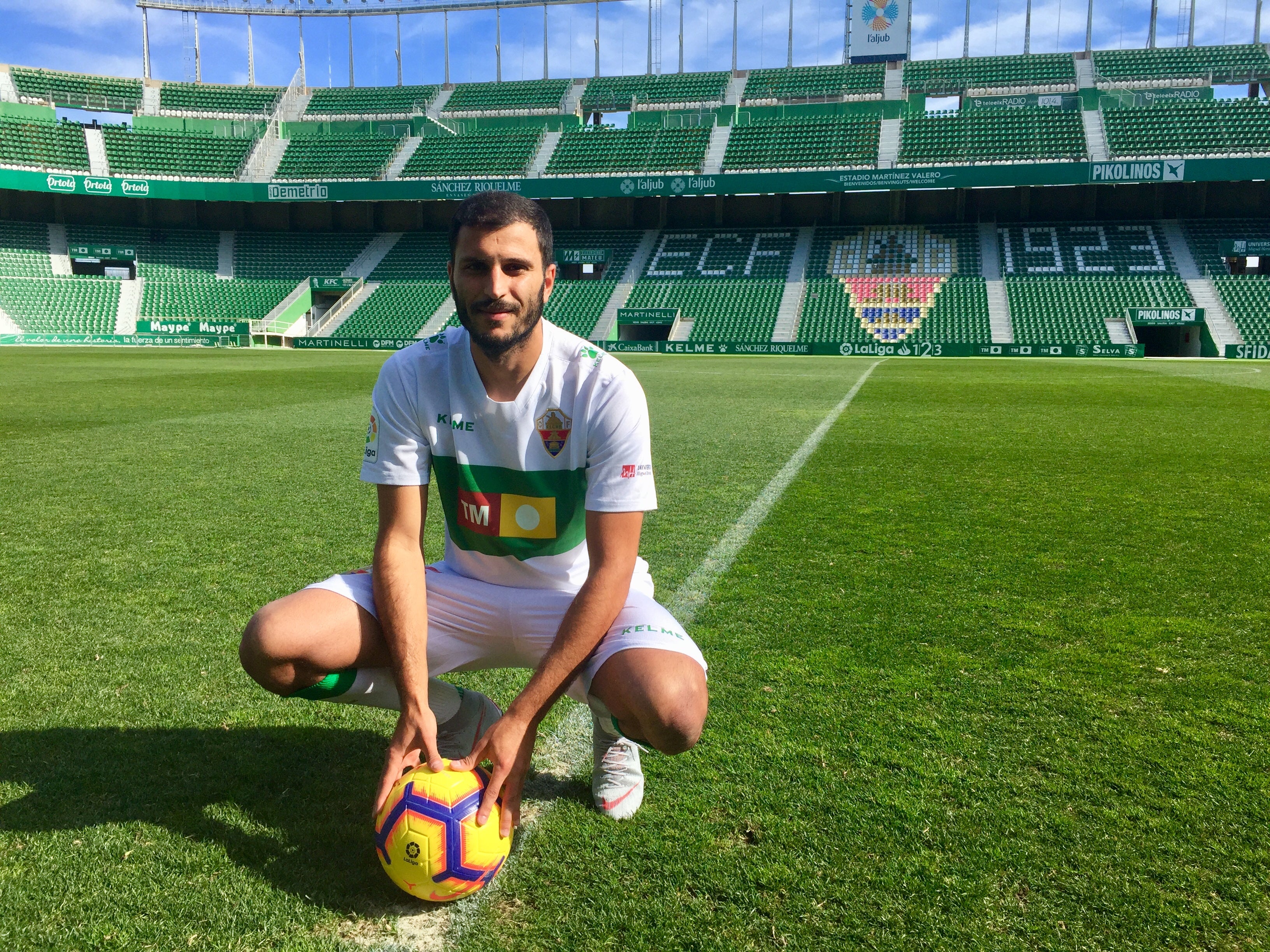 "Estoy en la edad perfecta para aprovechar la oportunidad que me da el Elche" "Estoy en la edad perfecta para aprovechar la oportunidad que me da el Elche"
