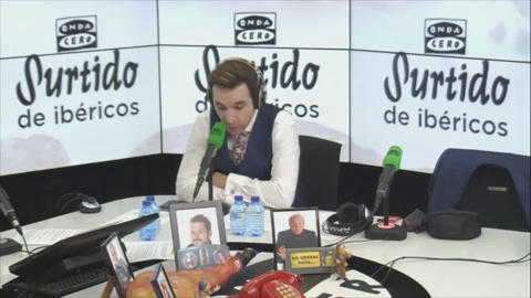 Miguel Lago: "Detienen al anciano que raya coches en Vigo" Miguel Lago: "Detienen al anciano que raya coches en Vigo"