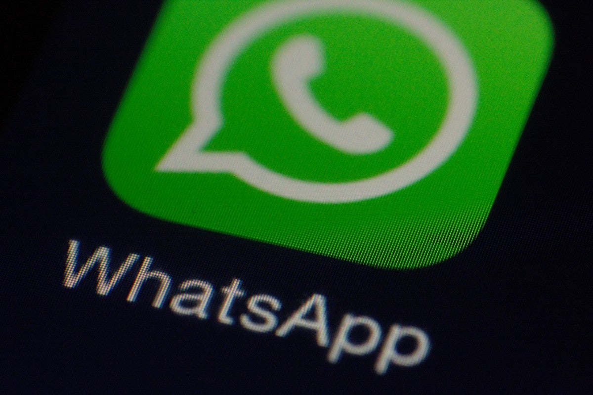 Manuel Ángel Méndez: "Aunque rechacemos la llamada a través de WhatsApp nos pueden espiar" Manuel Ángel Méndez: "Aunque rechacemos la llamada a través de WhatsApp nos pueden espiar"