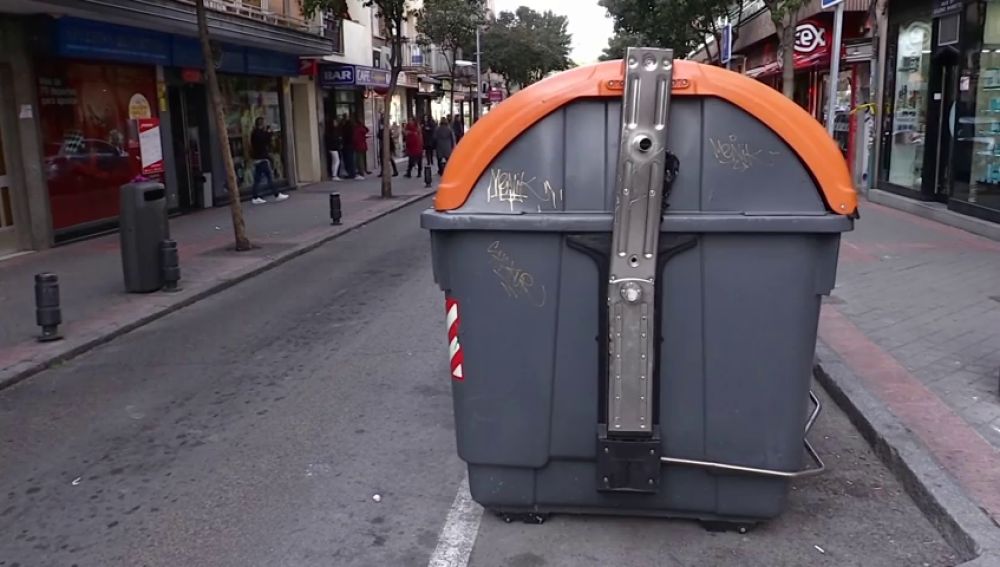 Un contenedor de basura en Madrid