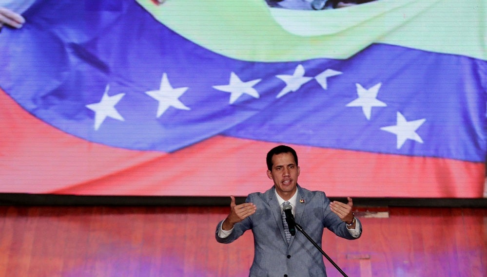 Juan Guaidó pide a los venezolanos que vuelvan a salir a las calles este martes Juan Guaidó pide a los venezolanos que vuelvan a salir a las calles este martes