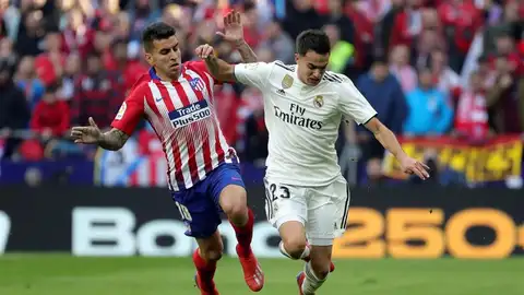Reguilón pelea con Correa Reguilón pelea con Correa