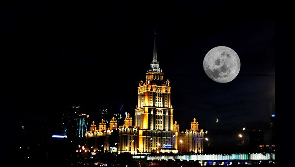 Luna Moscú