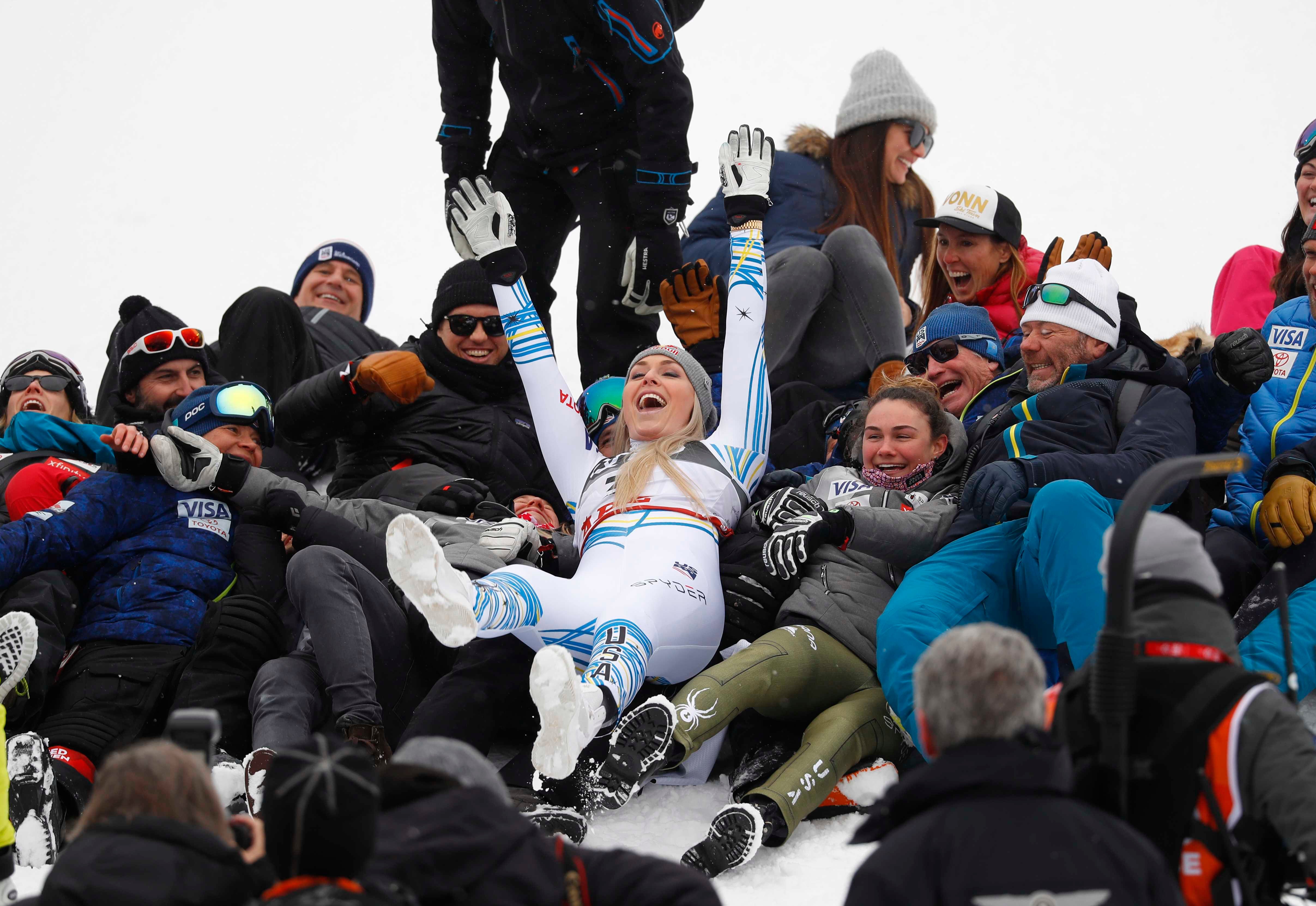 Lindsey Vonn se despide del esquí profesional con una medalla de bronce en los Mundiales de Are Lindsey Vonn se despide del esquí profesional con una medalla de bronce en los Mundiales de Are