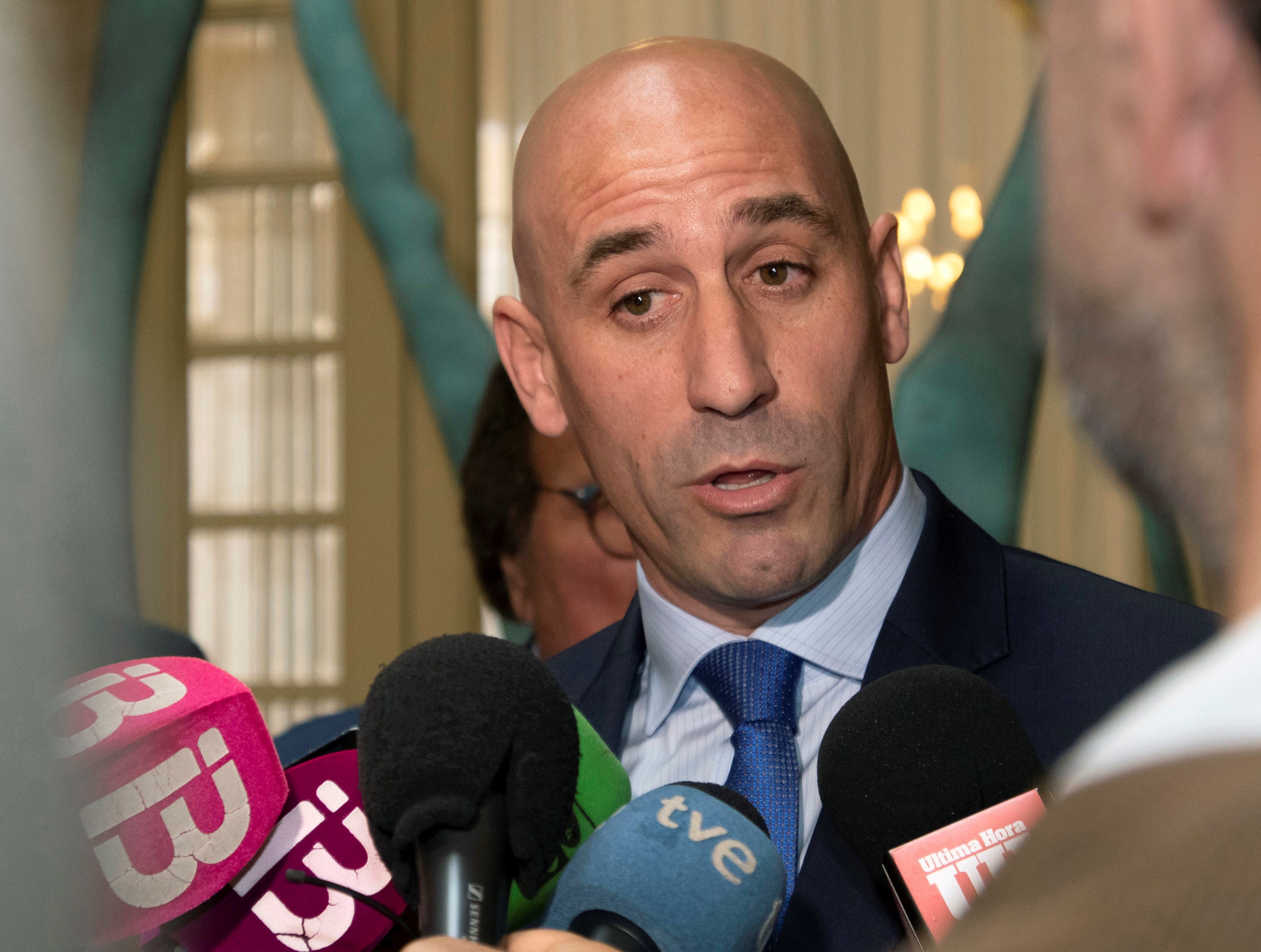 El juez dictamina que Luis Rubiales pagó la reforma de su casa en Valencia con su dinero El juez dictamina que Luis Rubiales pagó la reforma de su casa en Valencia con su dinero