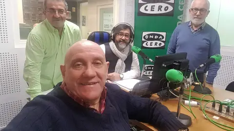 Tertulianos de Ourense en la Onda Tertulianos de Ourense en la Onda
