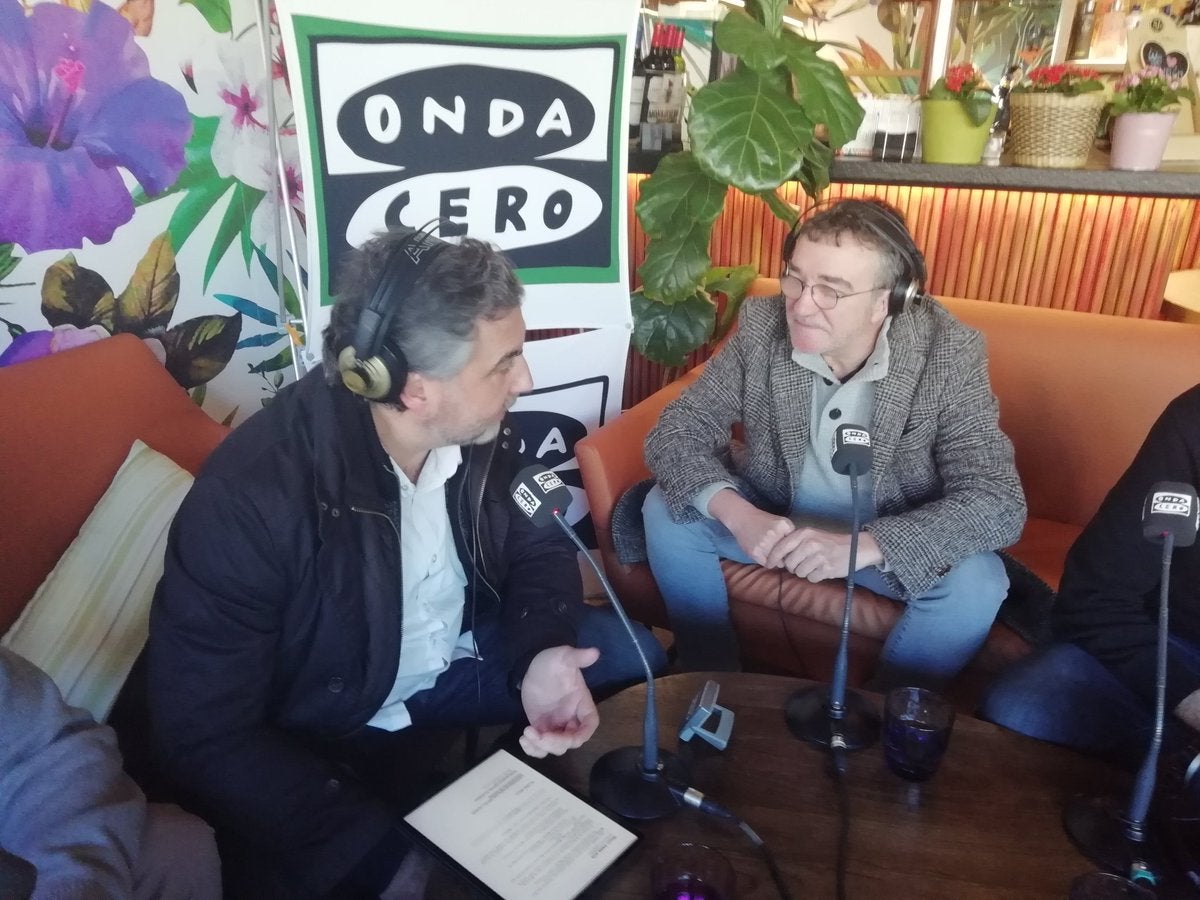 Javier Ruiz Taboada le cuenta a Alsina sus primeros recuerdos de la radio Javier Ruiz Taboada le cuenta a Alsina sus primeros recuerdos de la radio