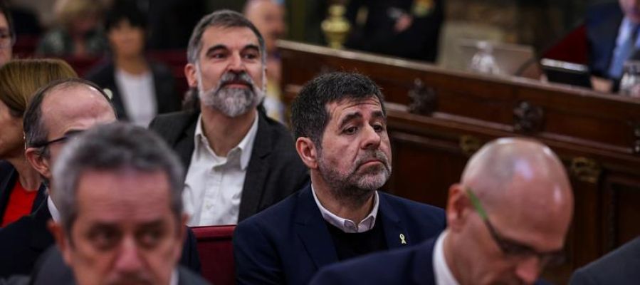 Jordi Sánchez luce el lazo amarillo en el juicio del procés Jordi Sánchez luce el lazo amarillo en el juicio del procés