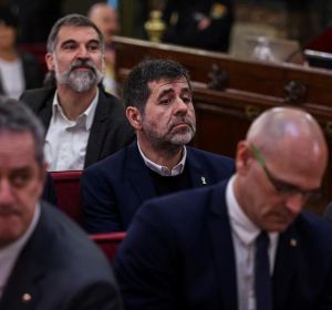 Jordi Sánchez luce el lazo amarillo en el juicio del procés Jordi Sánchez luce el lazo amarillo en el juicio del procés