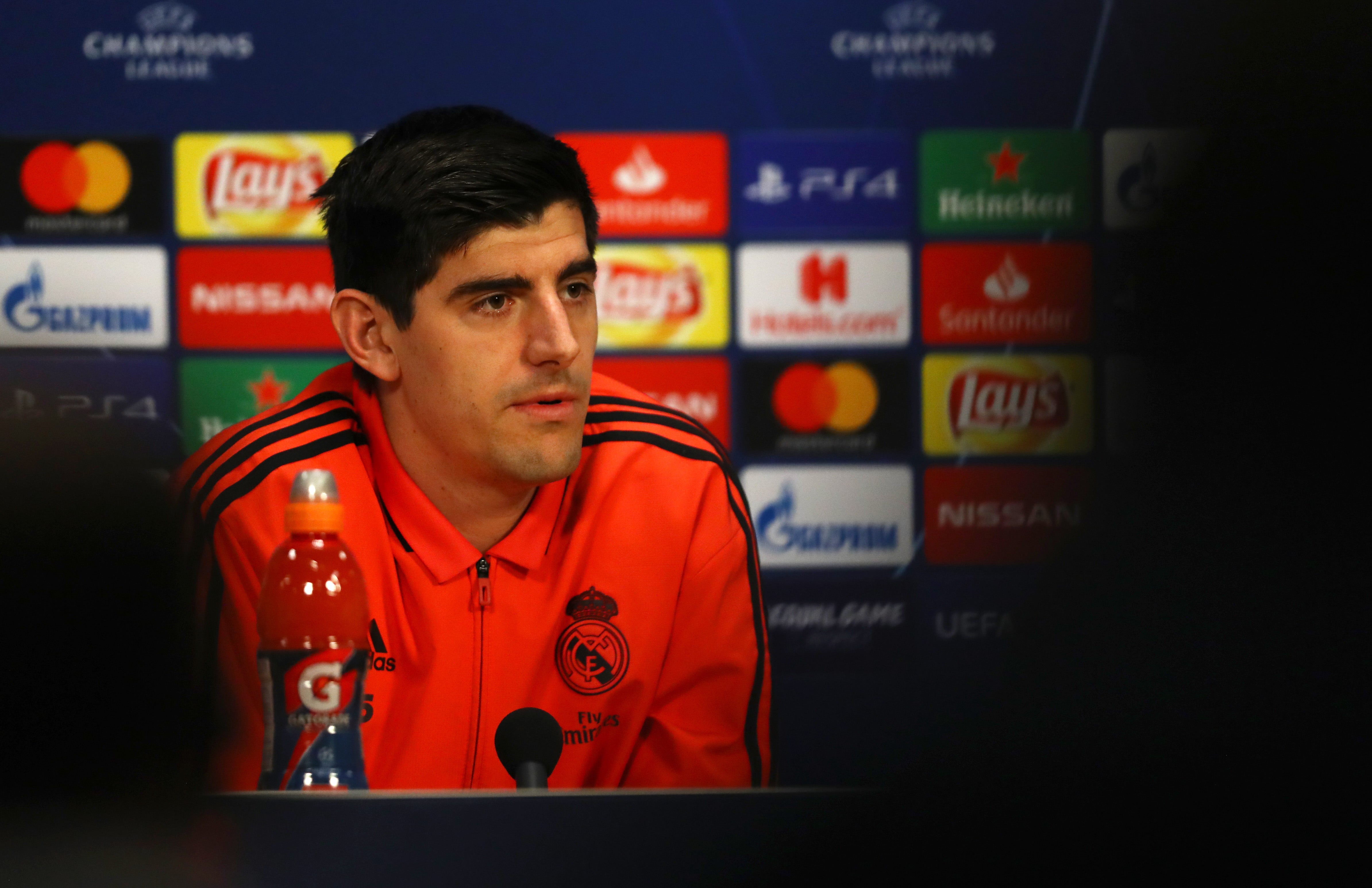 Courtois, sobre el momento del equipo: "Ahora siento que han visto que jugamos bien y nos tienen más miedo" Courtois, sobre el momento del equipo: "Ahora siento que han visto que jugamos bien y nos tienen más miedo"