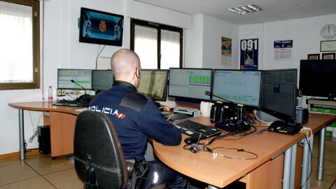 La Policia detiene a un hombre por estafar mediante el timpo del "tocomocho"