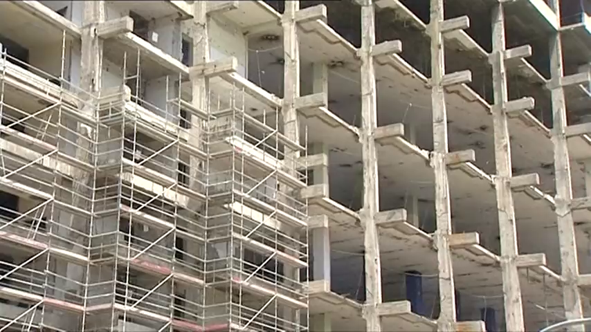 La brújula de la economía: La desaceleración económica llega al ladrillo La brújula de la economía: La desaceleración económica llega al ladrillo