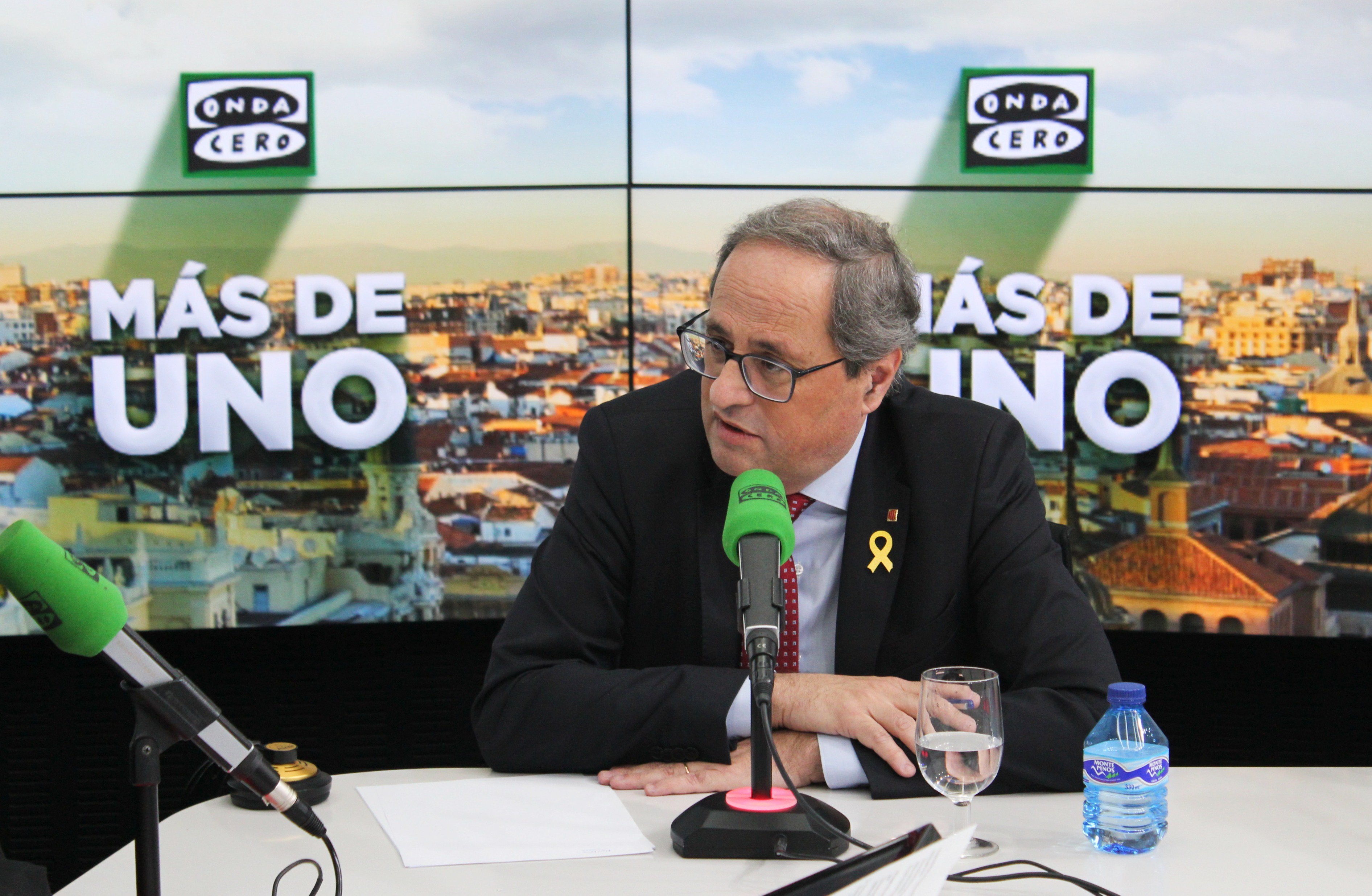 Quim Torra “Si en la Constitución no cabe el derecho de autodeterminación de Cataluña, quizá el problema es de la Constitución” Quim Torra “Si en la Constitución no cabe el derecho de autodeterminación de Cataluña, quizá el problema es de la Constitución”