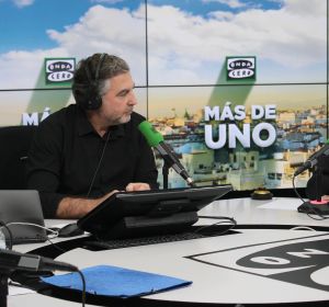 Carlos Alsina durante la entrevista a Quim Torra Carlos Alsina durante la entrevista a Quim Torra
