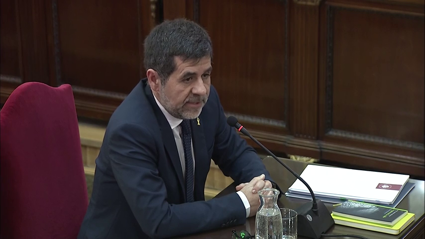 Sànchez afirma que "hizo un llamamiento a votar" en el 1-O y no a "impedir una actuación policial" Sànchez afirma que "hizo un llamamiento a votar" en el 1-O y no a "impedir una actuación policial"