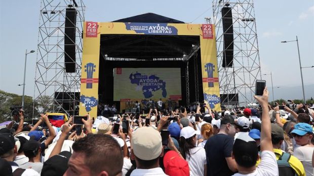 Decenas de artistas internacionales cantan en Colombia por la ayuda humanitaria para Venezuela Decenas de artistas internacionales cantan en Colombia por la ayuda humanitaria para Venezuela