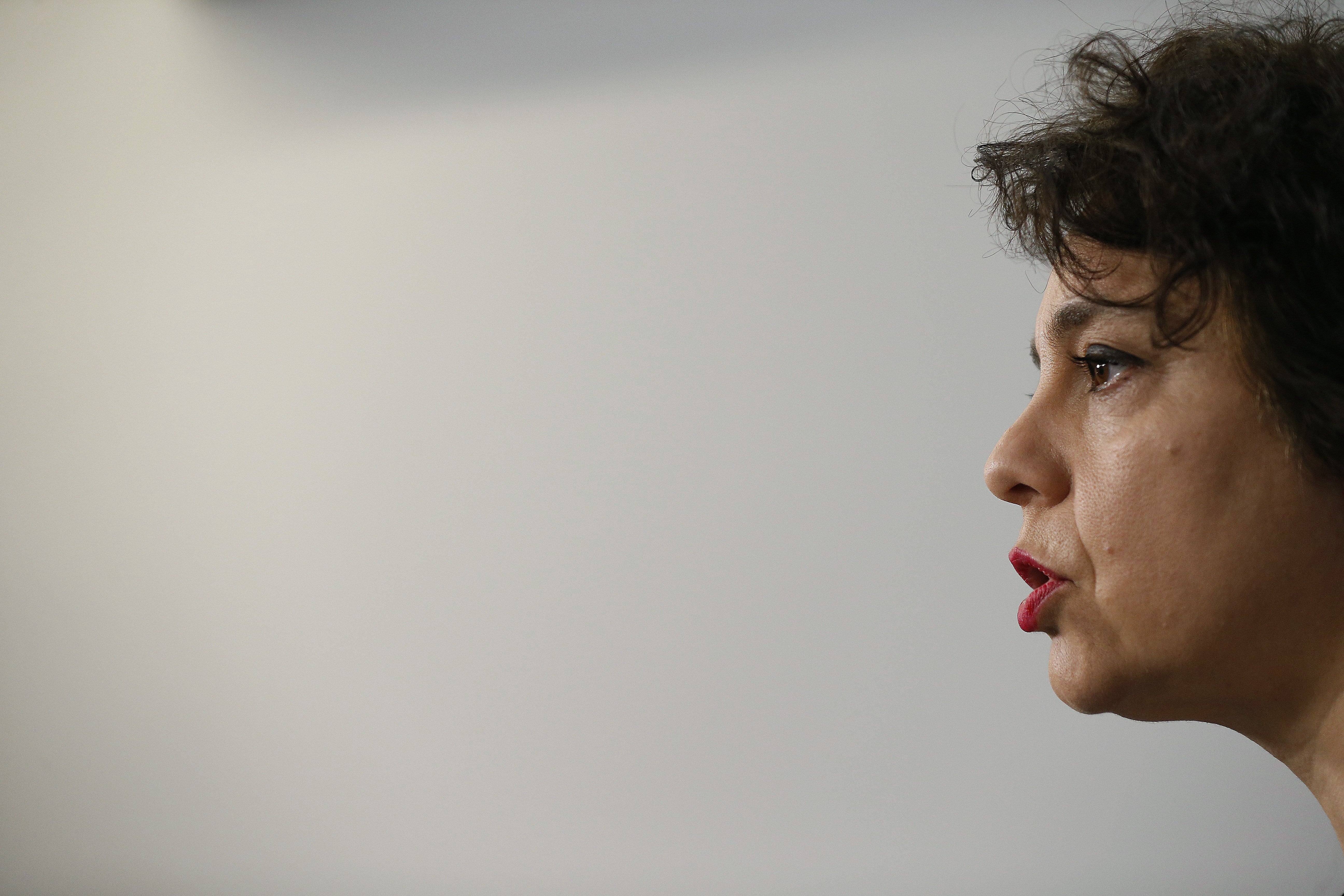 Gloria Elizo: "Yo no hubiera ocultado la tarjeta a Dina Bousselham. Es una actitud paternalista que las mujeres no necesitamos" Gloria Elizo: "Yo no hubiera ocultado la tarjeta a Dina Bousselham. Es una actitud paternalista que las mujeres no necesitamos"