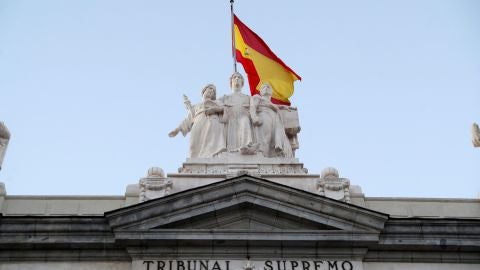 Detalle de la fachada del Tribunal Supremo