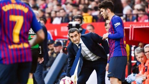 Ernesto Valverde, en la banda del S&aacute;nchez Pizju&aacute;n