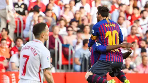Messi celebra un gol ante el Sevilla Messi celebra un gol ante el Sevilla