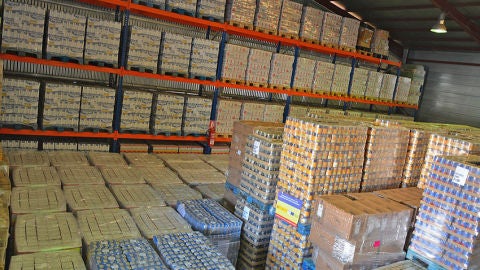 Los productos est&aacute;n almacenados en el Banco de Alimentos para su reparto