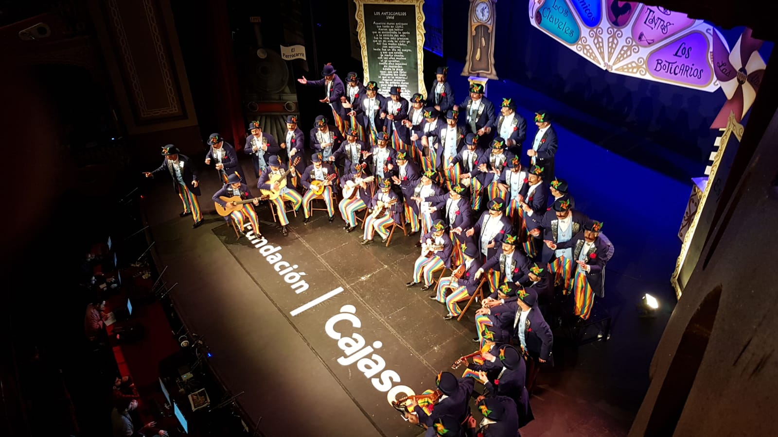 Coro 'El tango se escribe con tiza' Coro 'El tango se escribe con tiza'