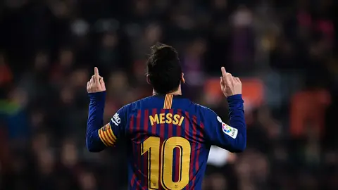 Messi señala al cielo Messi señala al cielo
