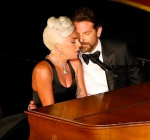 Lady Gaga y Bradley Cooper actuando en los Oscar 2019 Lady Gaga y Bradley Cooper actuando en los Oscar 2019