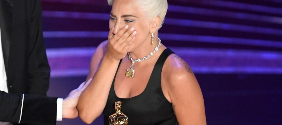 Lady Gaga recoge el Oscar a Mejor Canción Lady Gaga recoge el Oscar a Mejor Canción