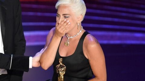 Lady Gaga recoge el Oscar a Mejor Canci&oacute;n