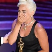 Lady Gaga recoge el Oscar a Mejor Canción