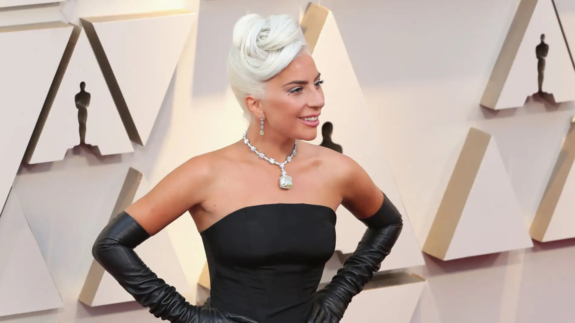 Lady Gaga, espectacular a su llegada a los Oscar 2019