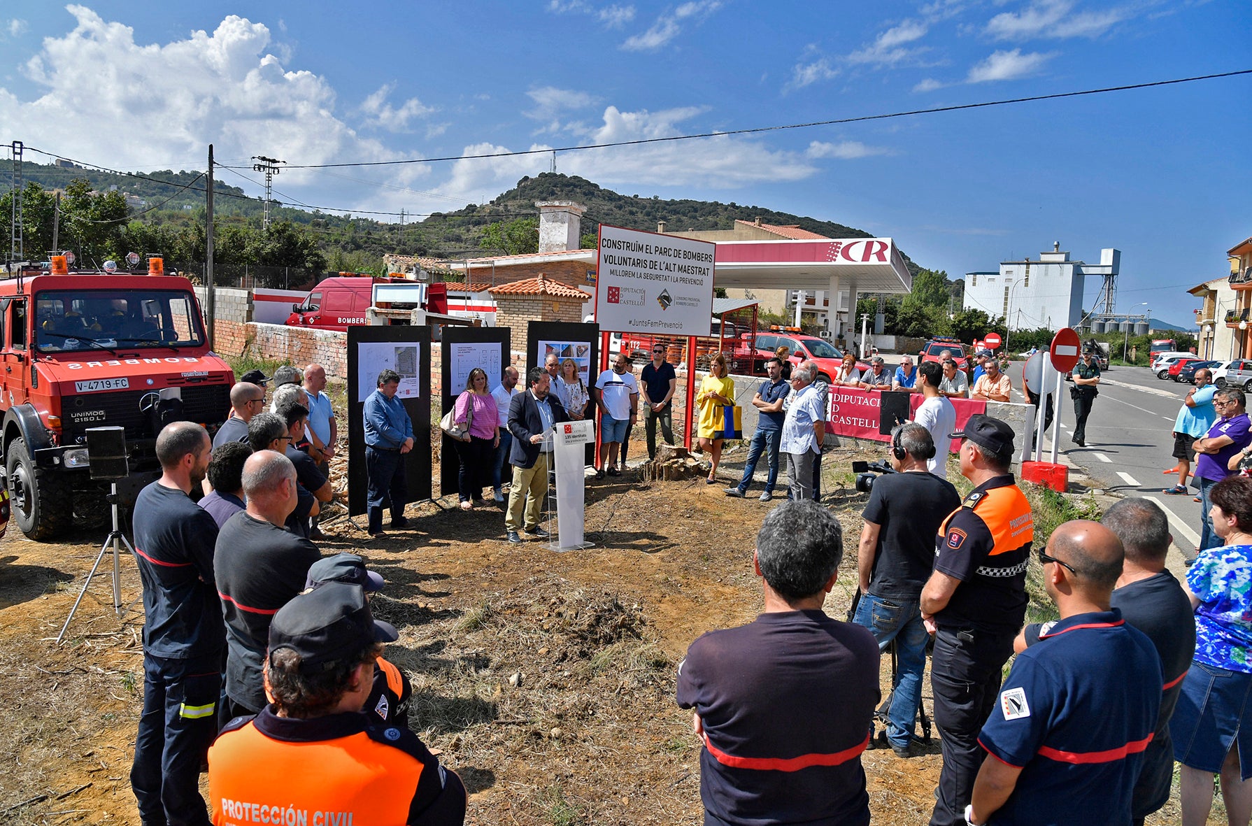 La Diputación adjudica las obras del nuevo Parque de Bomberos Voluntarios y de Protección Civil del Alt Maestrat en Benassal La Diputación adjudica las obras del nuevo Parque de Bomberos Voluntarios y de Protección Civil del Alt Maestrat en Benassal
