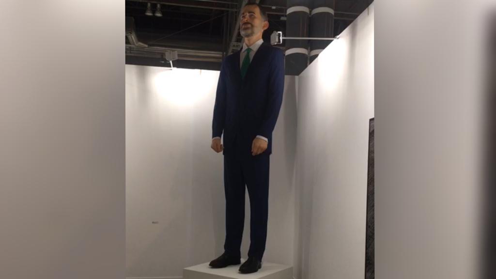 Los creadores de la obra 'Presos Políticos' vuelven a ARCO con un 'ninot' del Rey que arderá en un año Los creadores de la obra 'Presos Políticos' vuelven a ARCO con un 'ninot' del Rey que arderá en un año