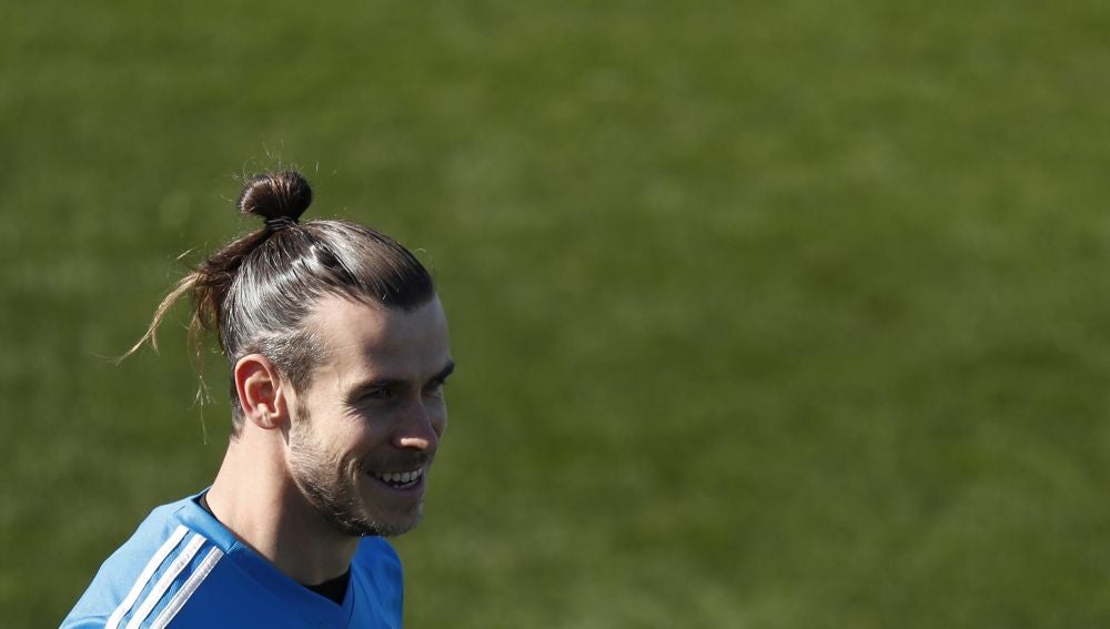 Bale, sonriente en el último entrenamiento del Real Madrid