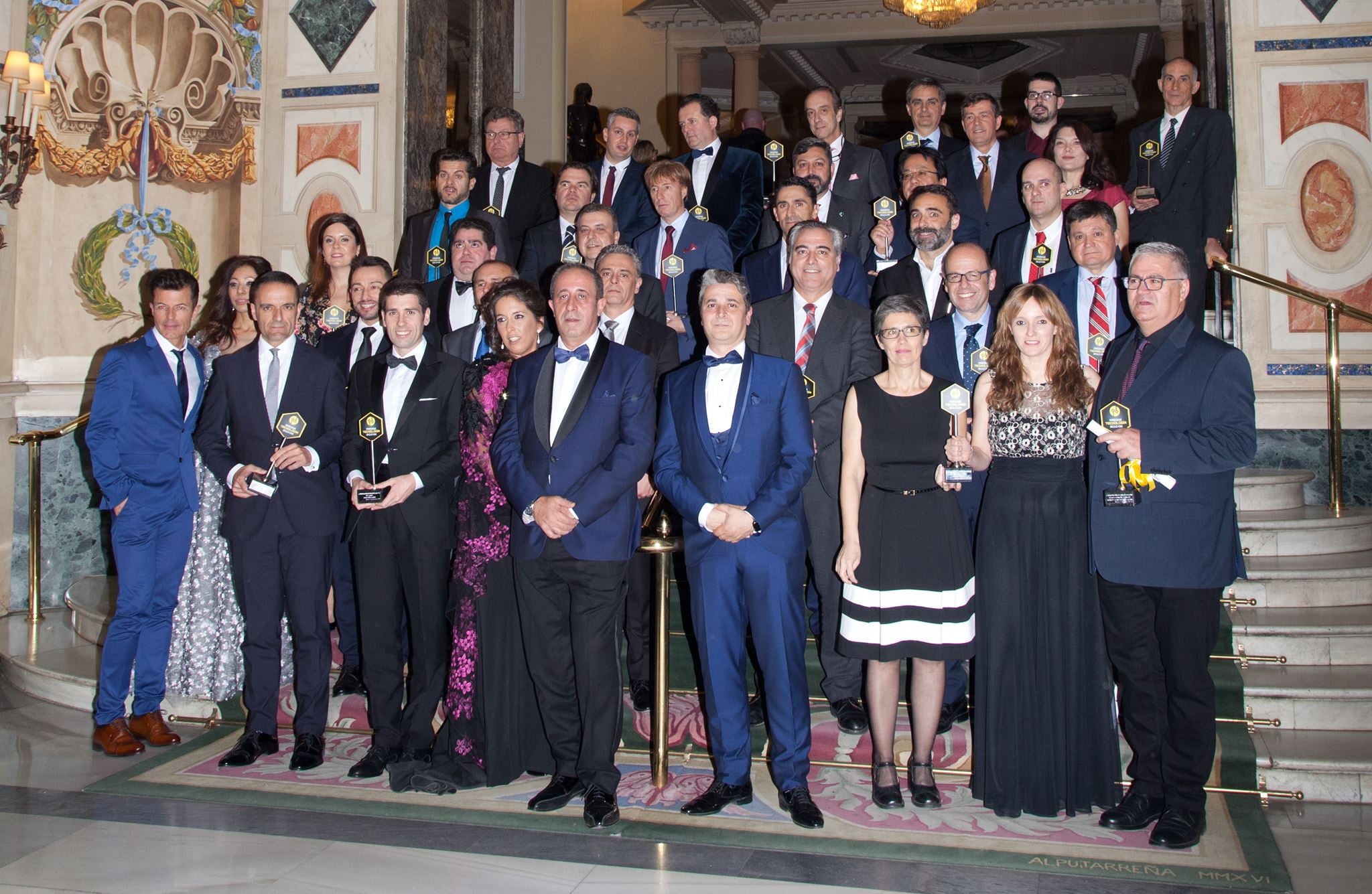 El Laboratorio de Robótica Inteligente de la UJI recibe el Premio Nacional de Tecnología Siglo XXI 2019 en la categoría de Robótica El Laboratorio de Robótica Inteligente de la UJI recibe el Premio Nacional de Tecnología Siglo XXI 2019 en la categoría de Robótica