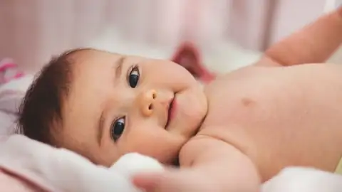 Los nombres vintage para niñas resurgen con fuerza y marcan la tendencia en 2025 EN BUENAS MANOS