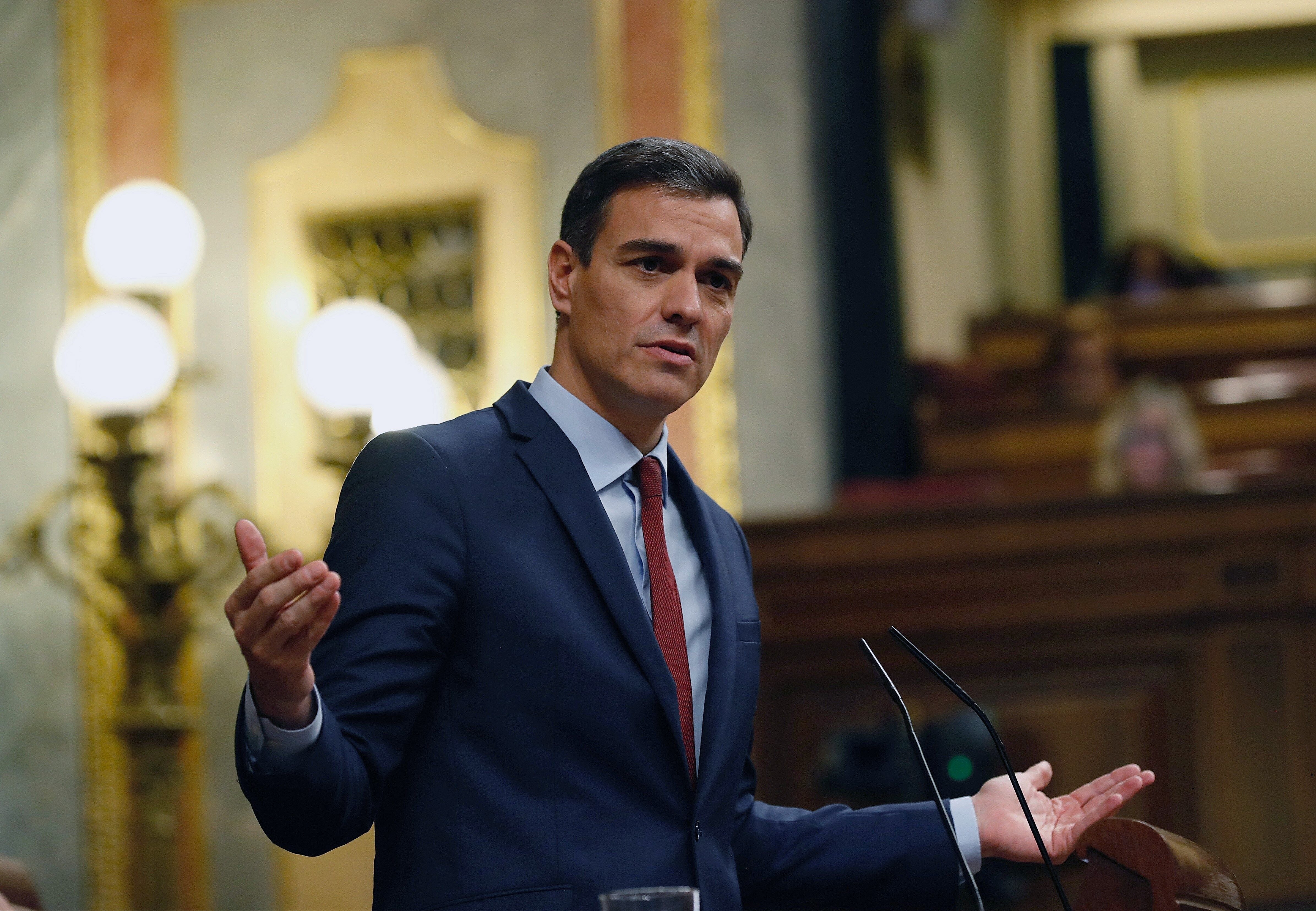 El Epílogo: "A dos meses de las elecciones, el Gobierno exprime el BOE en los Consejos de Ministros porque les sale de los decretos" El Epílogo: "A dos meses de las elecciones, el Gobierno exprime el BOE en los Consejos de Ministros porque les sale de los decretos"